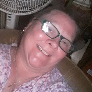 Meet your Posher, Debra